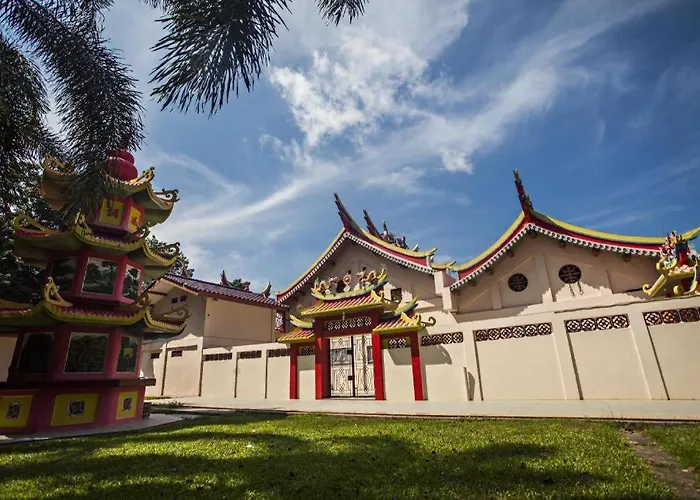 Oyo 987 Hotel Bina Darma